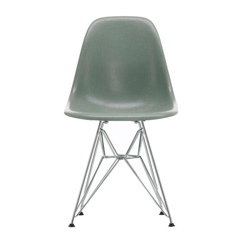 Cadeira Eames em Fibra de Vidro DSR / Base Cromada
